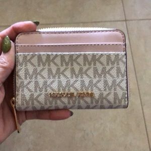 Michael kors wallet